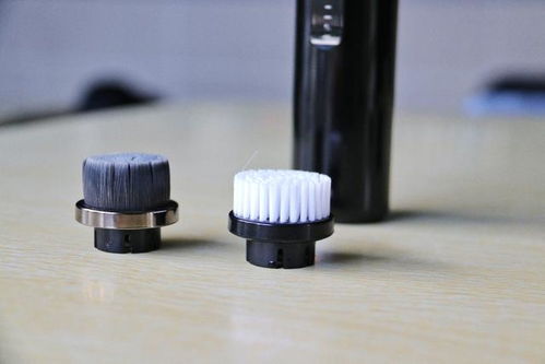 不做油膩大叔 精致男孩的必備——小米生態鏈須眉聲波潔面儀